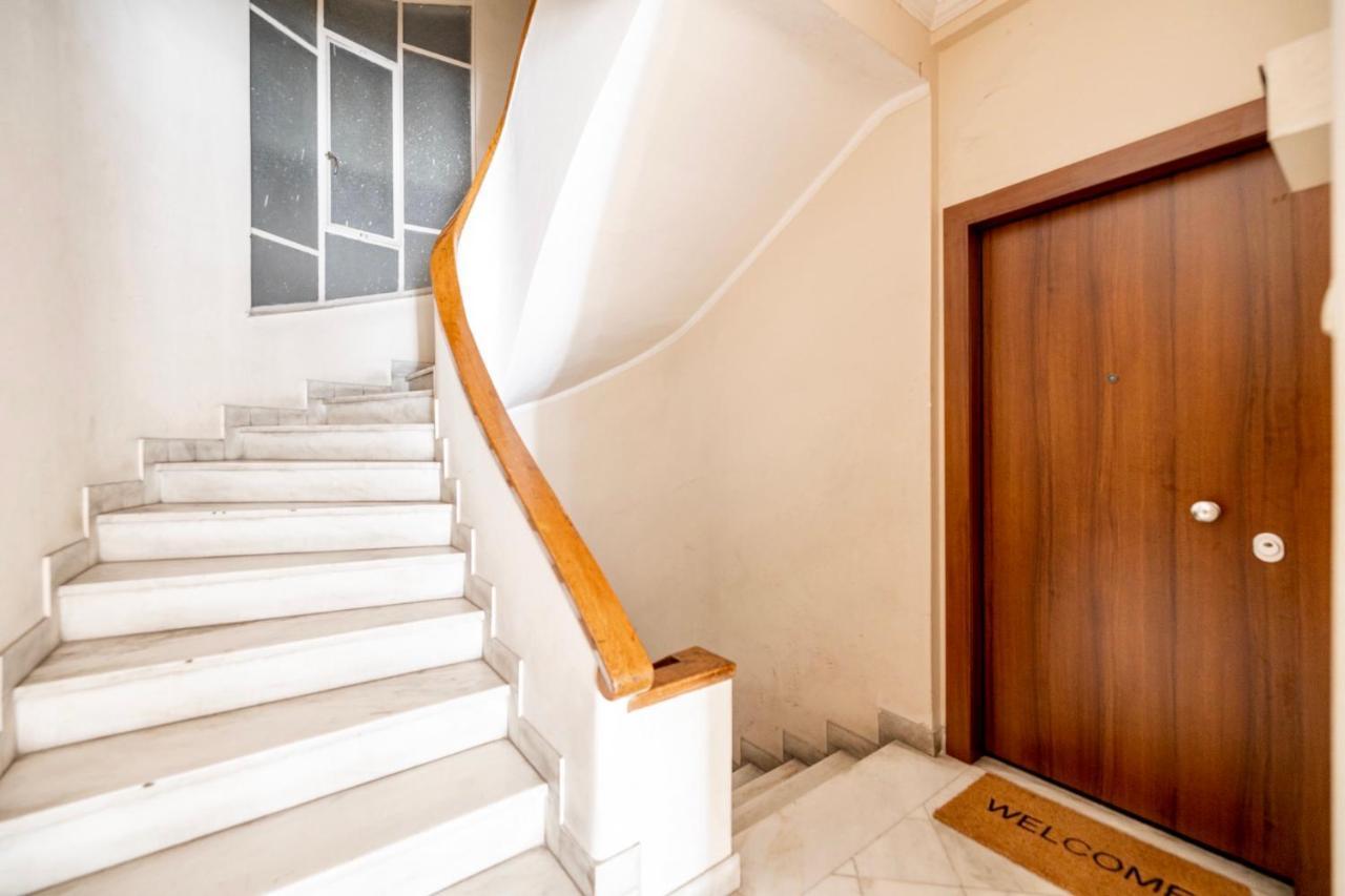 Cozy Apartment In Kolonaki Athens - Sleeps 5 Atenas Exterior foto